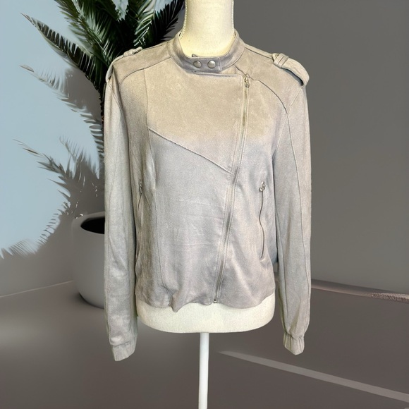 Blank NYC Vegan Suede Zip-Up Moto Jacket in “Vapor” Gray Size Medium - Picture 4 of 16